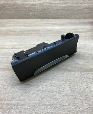 Volkswagen PASSAT CC Car ashtray 3C0863284A 3C0857961A