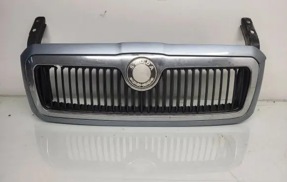 Skoda Octavia Mk1 (1U) Front bumper upper radiator grill 1U0853651E 00101113113