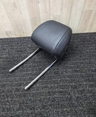 BMW 5 G30 G31 G38 Front seat headrest 52107452010