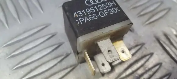 Audi A6 S6 C5 4B Other relay 431951253H