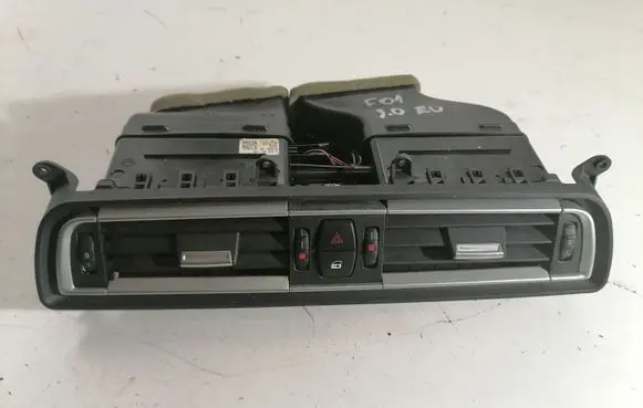 BMW 7 F01 F02 F03 F04 Dash center air vent grill 9112151