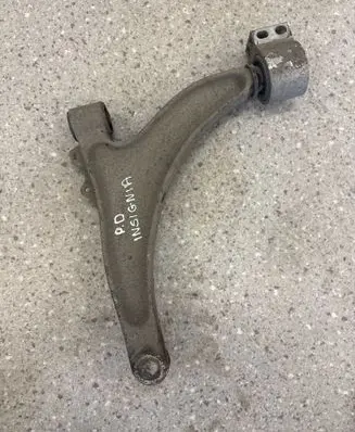 Opel Insignia A Front lower control arm/wishbone 