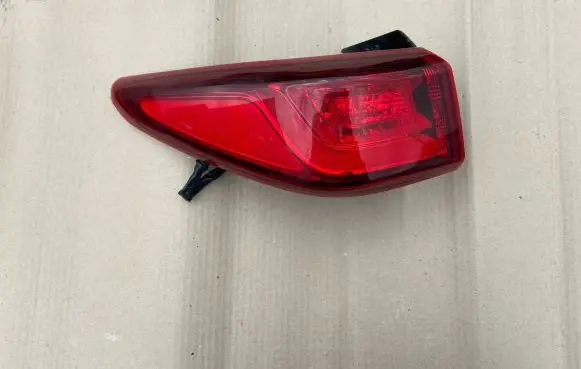 Hyundai Kona I Rear bumper light 92401J91
