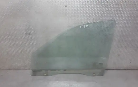 Hyundai Santa Fe Front door window glass four-door