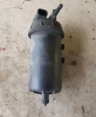 Renault Master III Fuel filter housing 820110293