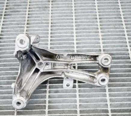 Audi A6 S6 C7 4G Engine mounting bracket 4G0199308K