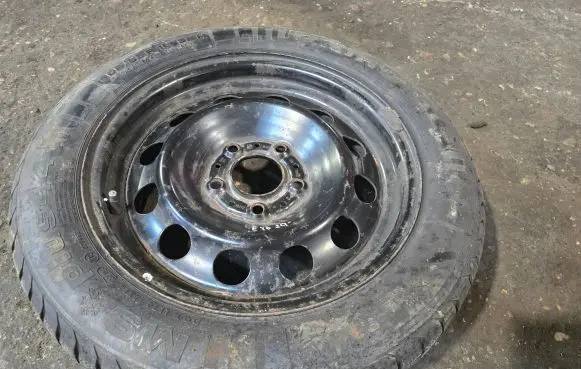 BMW 3 E46 R16 spare wheel 109513