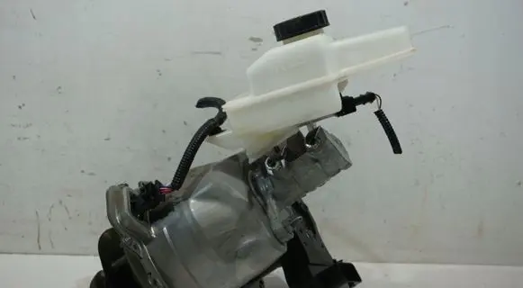 Toyota Yaris Cross Brake booster 