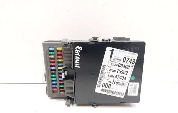 Renault Espace - Grand espace IV Fuse module 8200315962 8200447434 8200403408