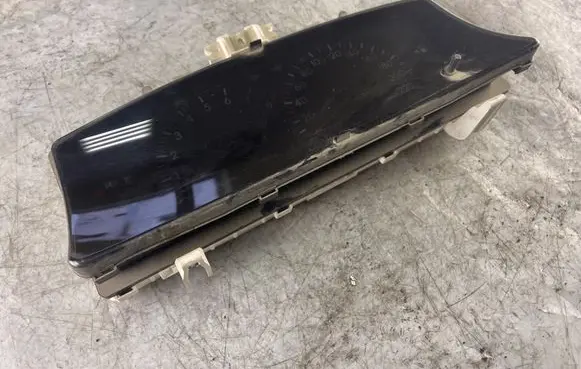 Toyota Corolla E120 E130 Speedometer (instrument cluster) 8380012e10 2574206300