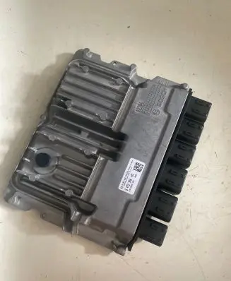 BMW X2 F39 Engine control unit/module 8472346 0281034736