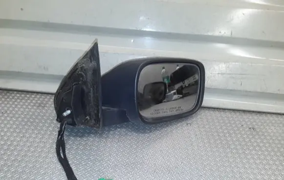 Volvo XC90 Front door electric wing mirror E11015799