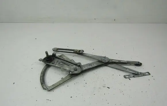 Opel Astra G Front door manual window regulator 