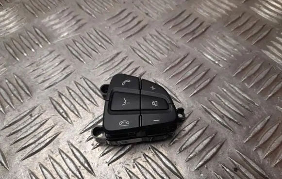 Mercedes-Benz Vito Viano W447 Steering wheel buttons/switches A0999050700