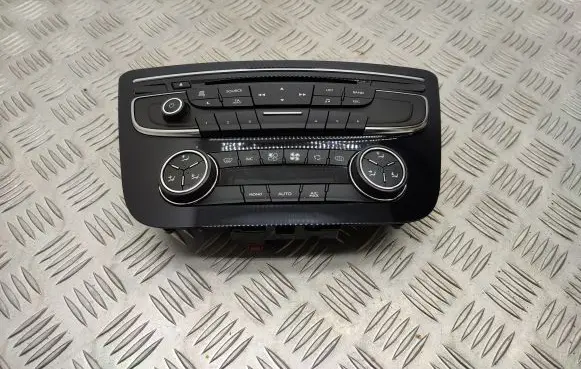 Peugeot 508 Climate control unit