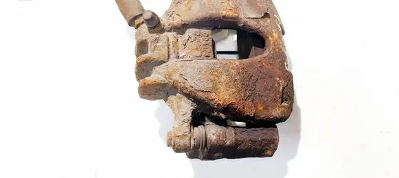Peugeot 3008 I Front brake caliper