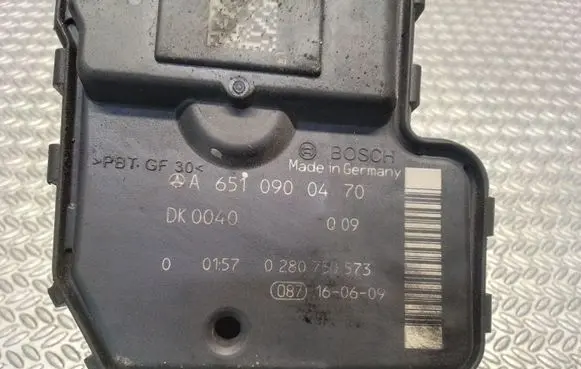 Mercedes-Benz Sprinter W906 Throttle valve A6510900470