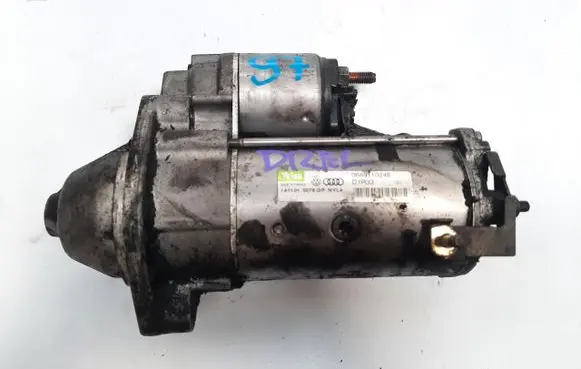 Audi A6 Allroad C5 Starter motor 068911024E