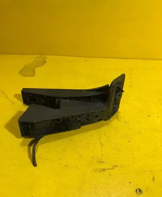 BMW 3 E92 E93 Brake pedal bracket assembly BMWE92pedagazu27ko