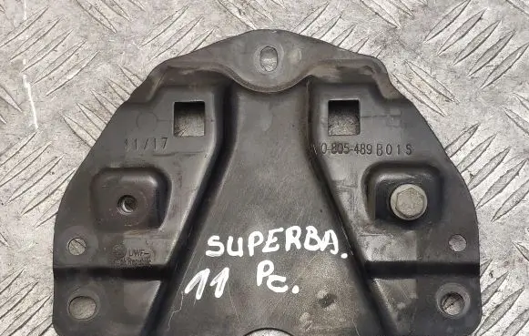 Skoda Superb B8 (3V) Top upper radiator support slam panel 3V0805489B