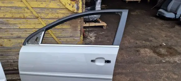 Opel Vectra C Front door 