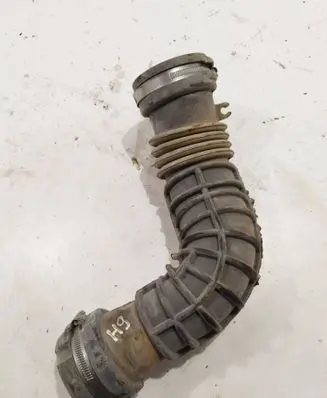 Renault Megane III Air intake hose/pipe 8201018897