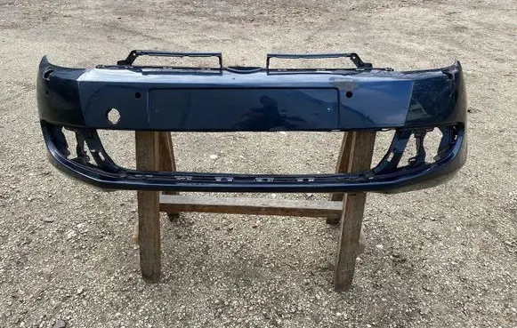 Volkswagen Golf VI Front bumper 5K0807221