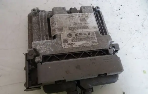 Volkswagen Scirocco Engine control unit/module 03C906016BS