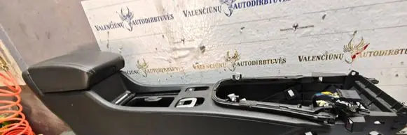 Opel Cascada Armrest 9918010581 LD025 13397774