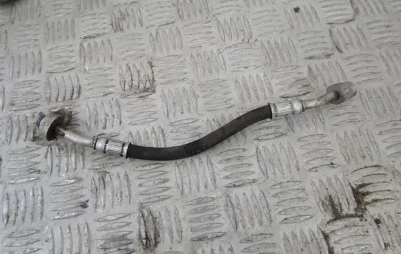 Jaguar E-Pace Air conditioning (A/C) pipe/hose 