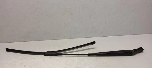 Opel Zafira B Front wiper blade arm 13145564