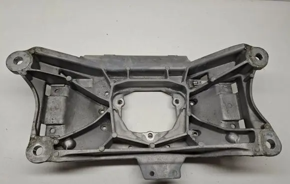 Porsche Macan (95B) Gearbox mounting bracket 95B399263