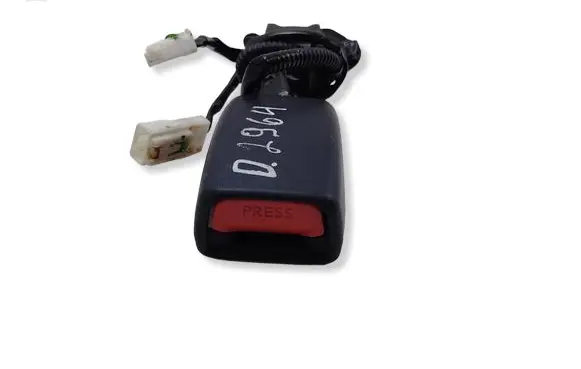 Toyota Auris E180 Front seatbelt buckle 17056