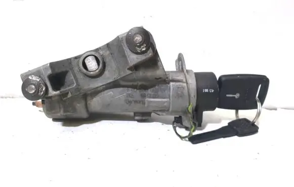 Audi A6 S6 C5 4B Ignition lock 4B0905851B
