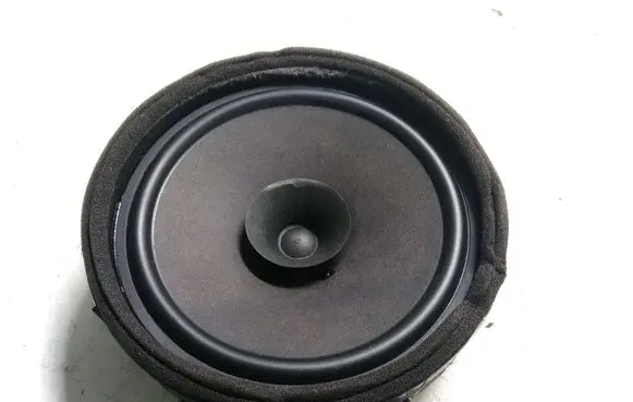 Citroen C-Crosser Rear door speaker 8720A017 515535