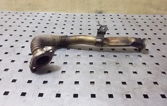 Nissan NV400 EGR valve line/pipe/hose
