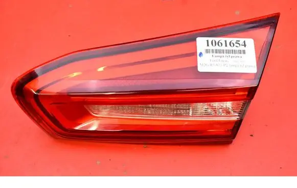 Ford Focus Rear/tail lights JX7B13A602CC