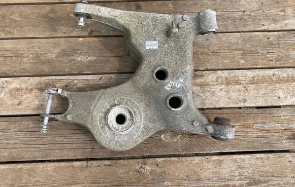 Land Rover Range Rover Sport L494 Rear upper control arm/wishbone DPLA5B531AA 28C03561