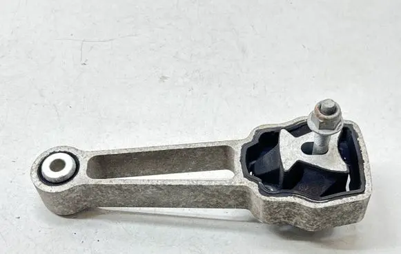 Land Rover Range Rover Evoque L538 Engine mount bracket 30680474