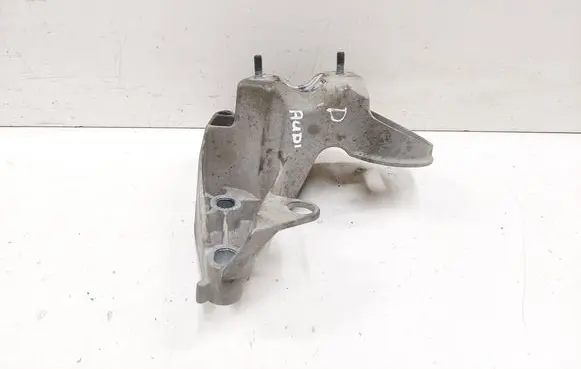 Audi A6 S6 C6 4F Engine mounting bracket 4F0199352E