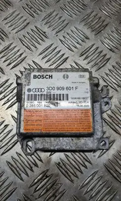 Volkswagen Touareg I Airbag control unit/module 3D0909601F 0285001800