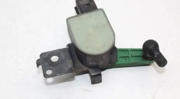 Audi TT TTS Mk2 Headlight/headlamp level sensor 4F0907503