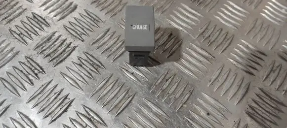 KIA Sorento Cruise control switch 932103E010