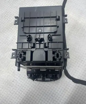 Hyundai Tucson TL Glove box central console 84691D7AA0 ST0RAGEB0X