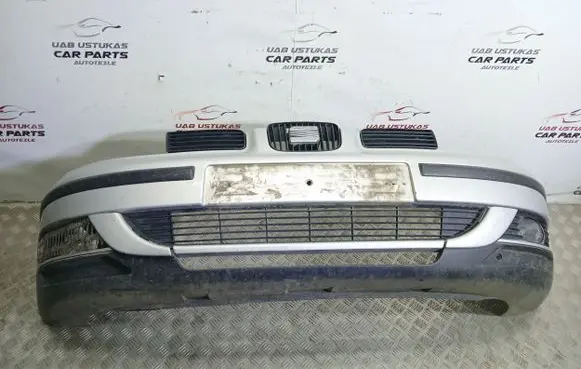 Seat Leon (1M) Front bumper