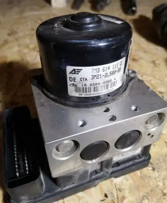 Ford Galaxy ABS Pump 7M3907379G