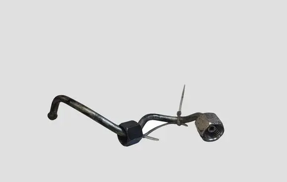 Mazda 6 Fuel injector supply line/pipe