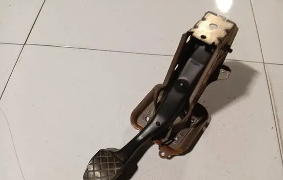Brake pedal