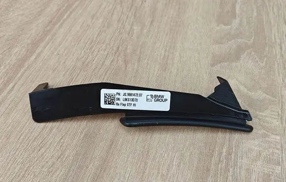 BMW 4 G22 G23 G24 G26 Front splash guards bracket 9881472