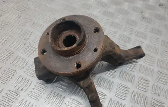 Nissan Micra Front wheel hub 